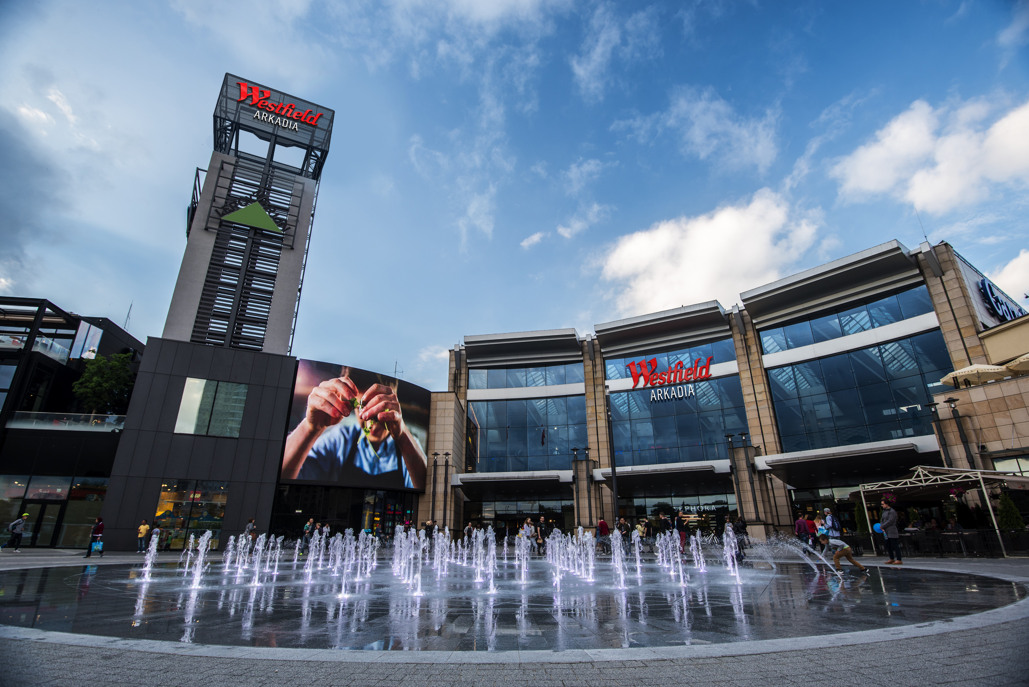 Westfield shopping centre — Socomec and Rhino utility monitoring
